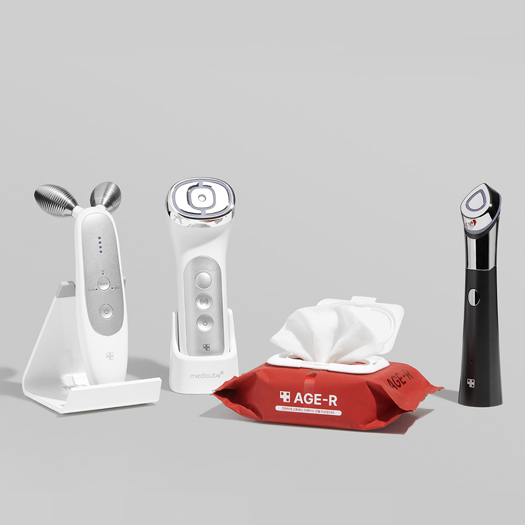 cleansing-wipes-h4 1_4_eed81c52-ad46-4e41-8103-62805c61ed14.png