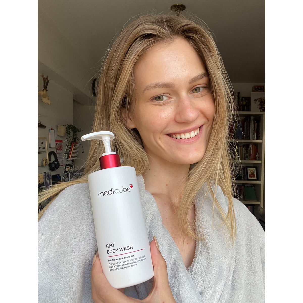 red-line-ultimate-face-and-body-care-set-w5 redbodywash_tn3_56d2342d-3584-4245-8859-53cd1e06976f.jpg